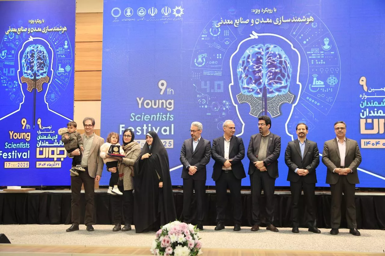 photo-5918012704356502734-y-694636f56b6a6