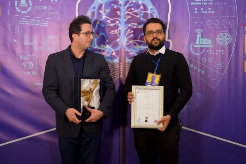 گفت و گو با آقایان کامران امیری و بهروز نایب زاده برگزیده نهایی حوزه شیمی در جشنواره اندیشمندان و دانشمندان جوان